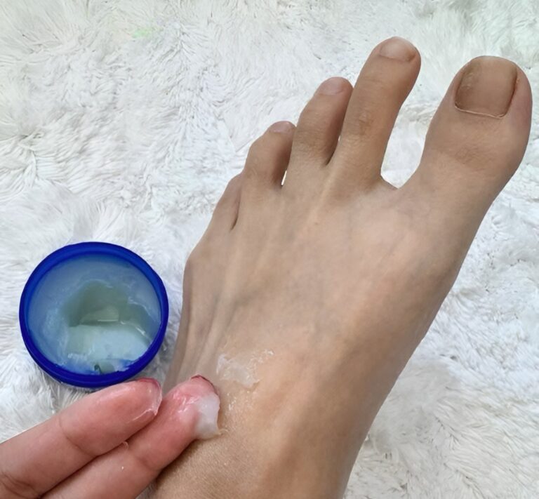 How Vicks VapoRub on Your Feet Can…
